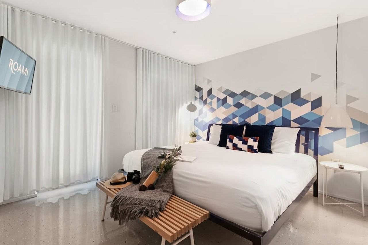 250 Collins Avenue - Photo 7 of 69