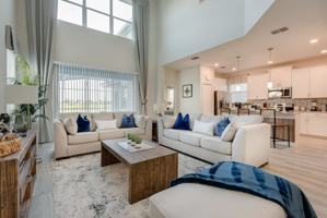 featured image of 4801 Kings Castle Cir