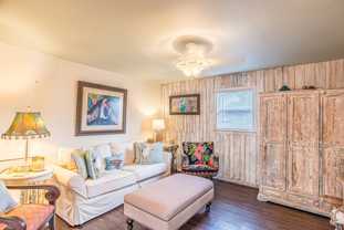 202 Corto Pl - Photo 1 of 1