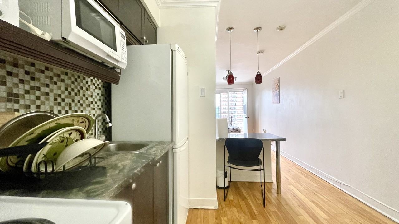 3611 Rue Sainte-Famille