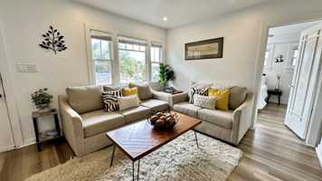 featured image of 4761 Lotus St