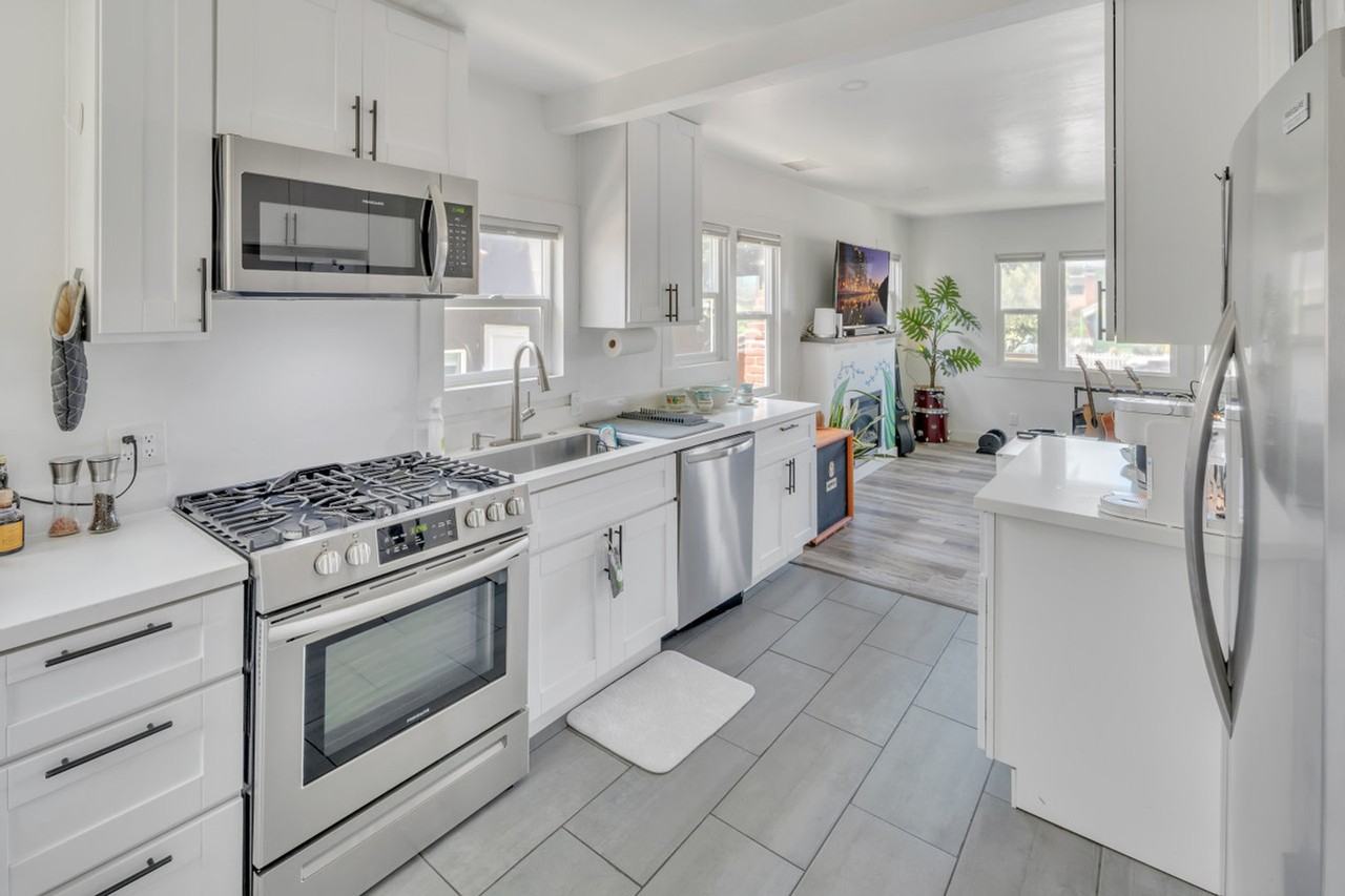 4129 Vermont St #1288256P - Photo 6 of 28