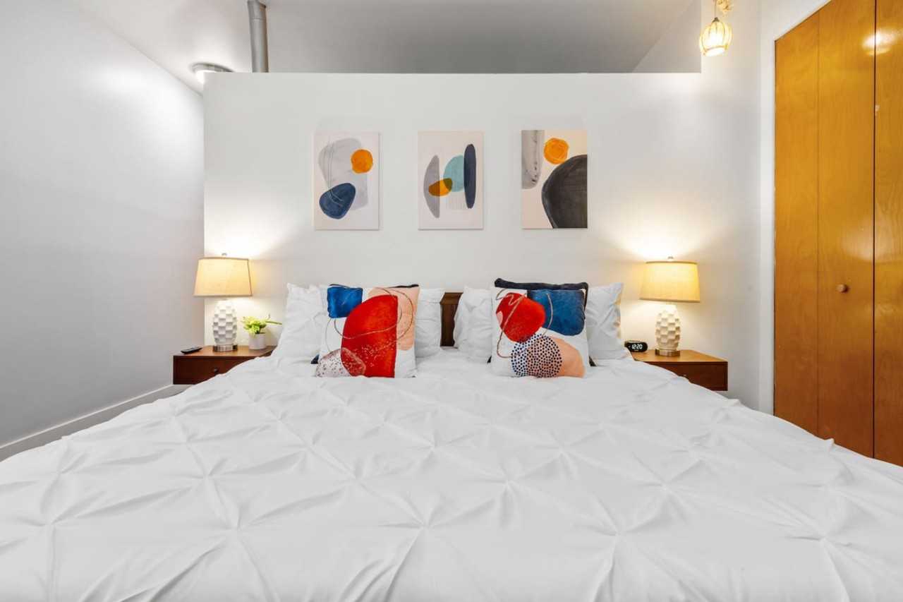 309 Vine St #1289457P - Photo 2 of 25