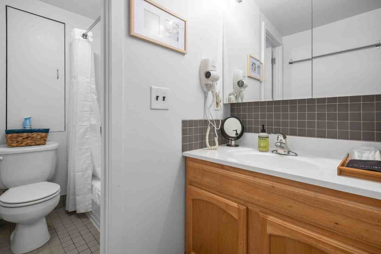 309 Vine St #1289457P - Photo 3 of 25