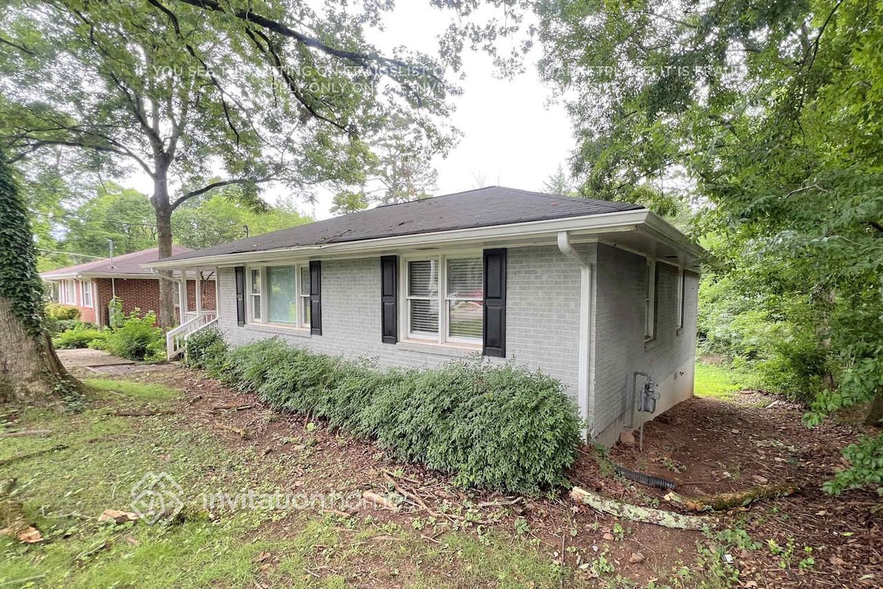 4802 Glenwood Rd - Photo 2 of 21