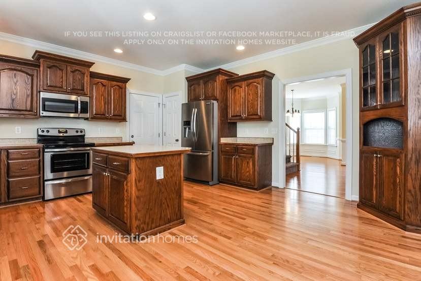 71 Hastings Dr - Photo 6 of 20