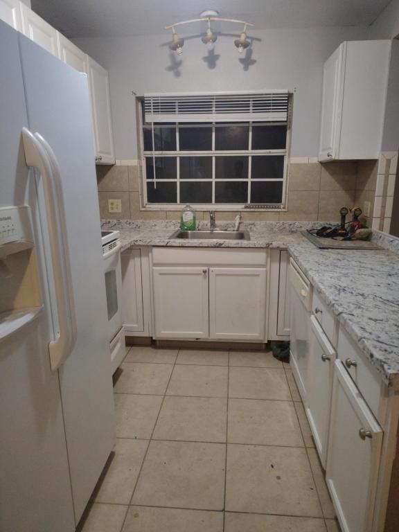 5920 E Aloha St - Photo 2 of 14