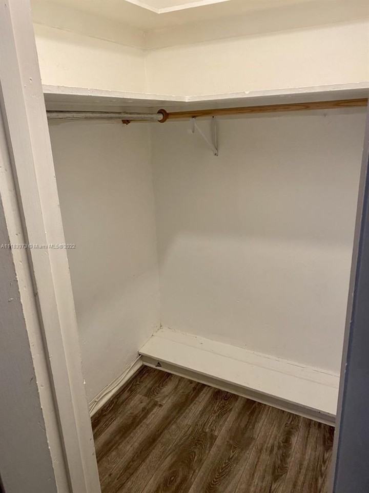 719 Euclid Avenue #9 - Photo 2 of 17