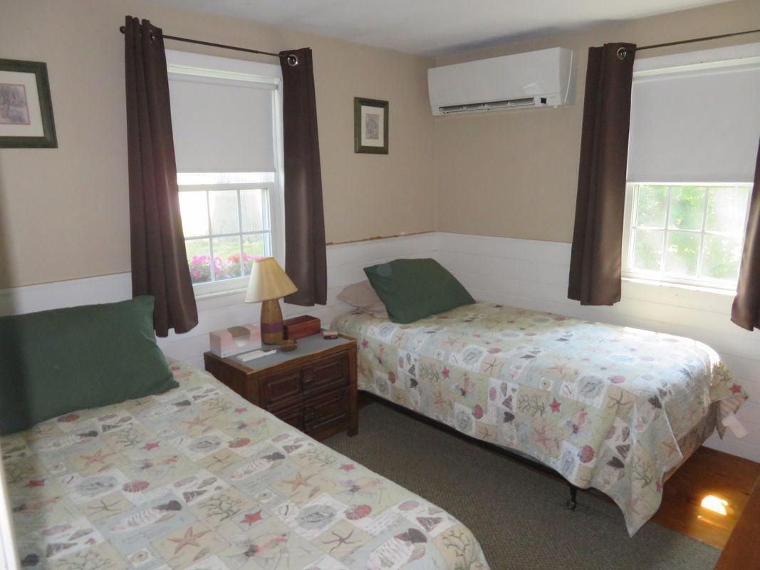 145 Arnold Rd - Photo 3 of 5