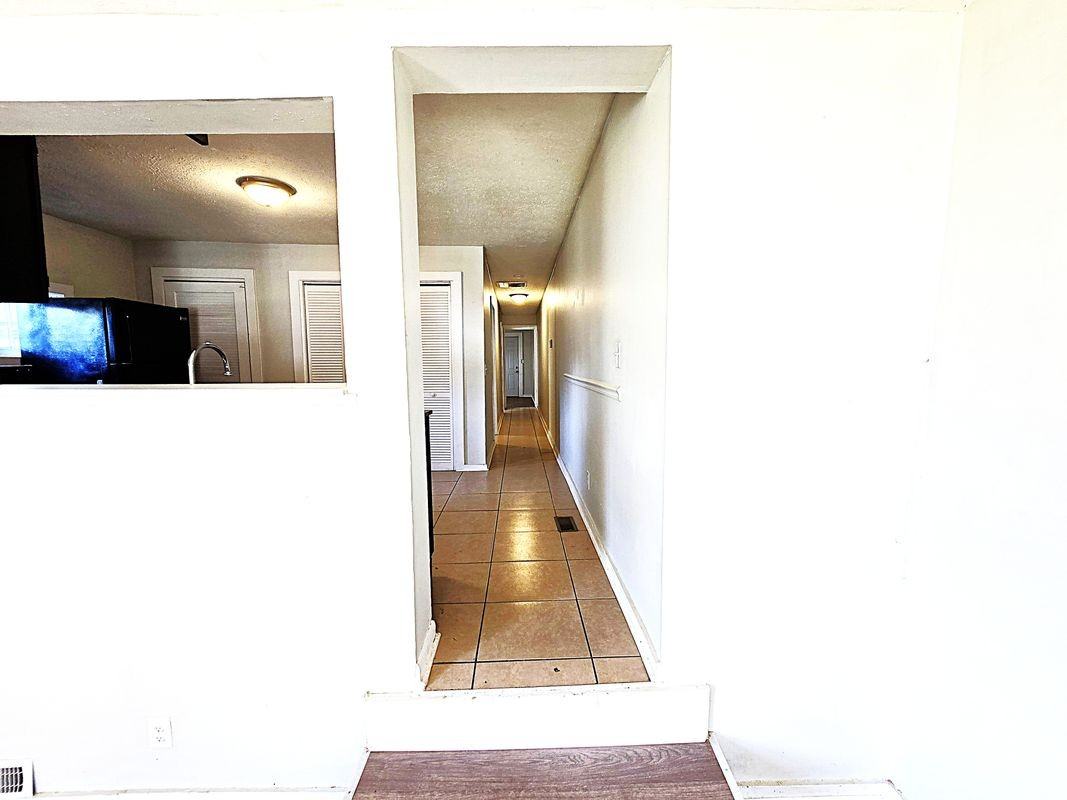 508 8th St - Photo 3 of 14