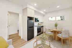 featured image of 1124 Vancouver St