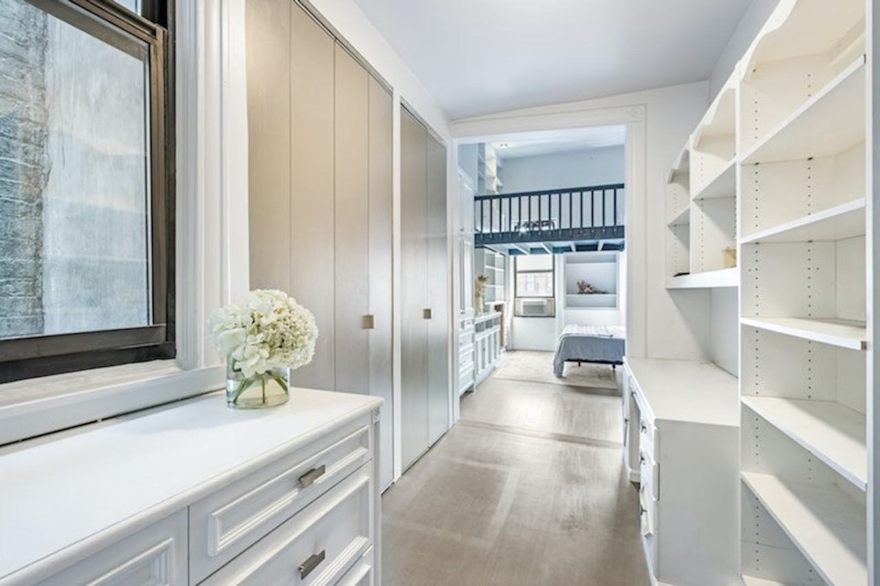 490 Amsterdam Ave #5N - Photo 3 of 5