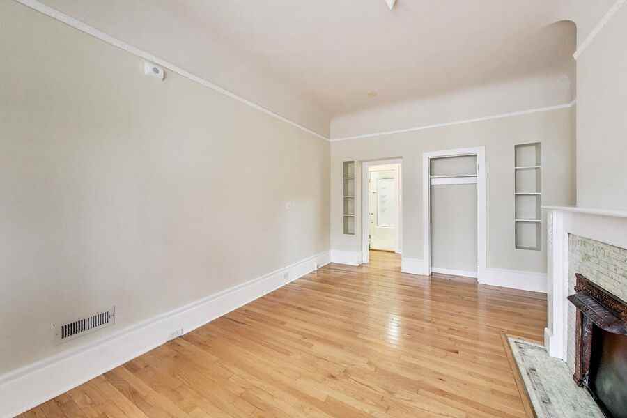 528 Ashbury St #01 - Photo 2 of 24