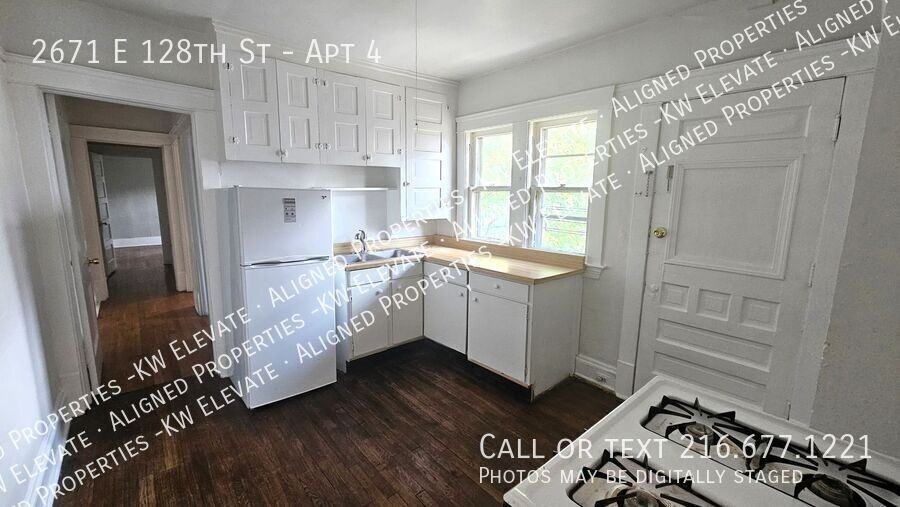 2671 E 128th St #4 - Photo 3 of 17