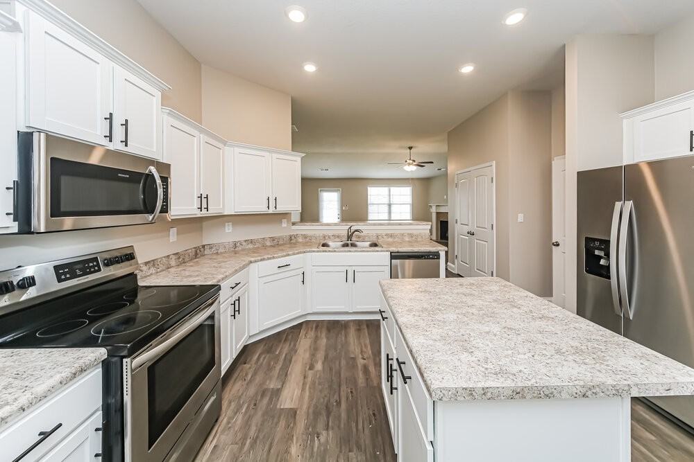 3441 Sabra Ln - Photo 7 of 16