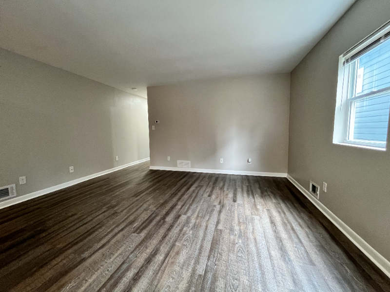 1204 Outlook St #A - Photo 3 of 11