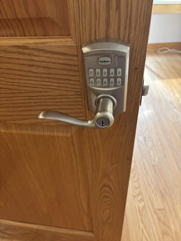 1365 Elmstead Rd #REAR - Photo 6 of 18