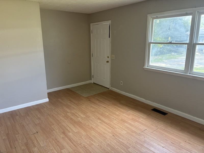 90 Bambi Ct #2 - Photo 3 of 8