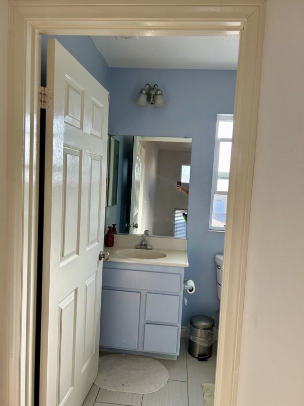 2193 N Nestor Ave - Photo 5 of 8