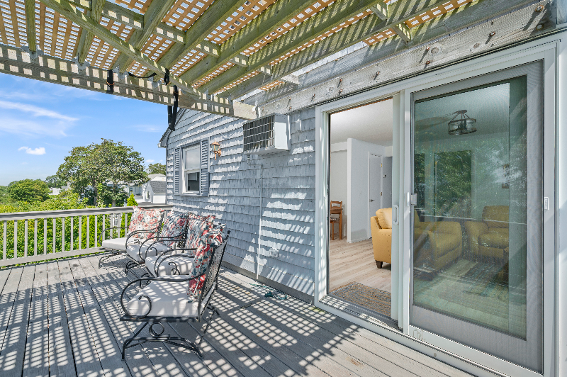 240 Narragansett Ave #2 - Photo 3 of 18