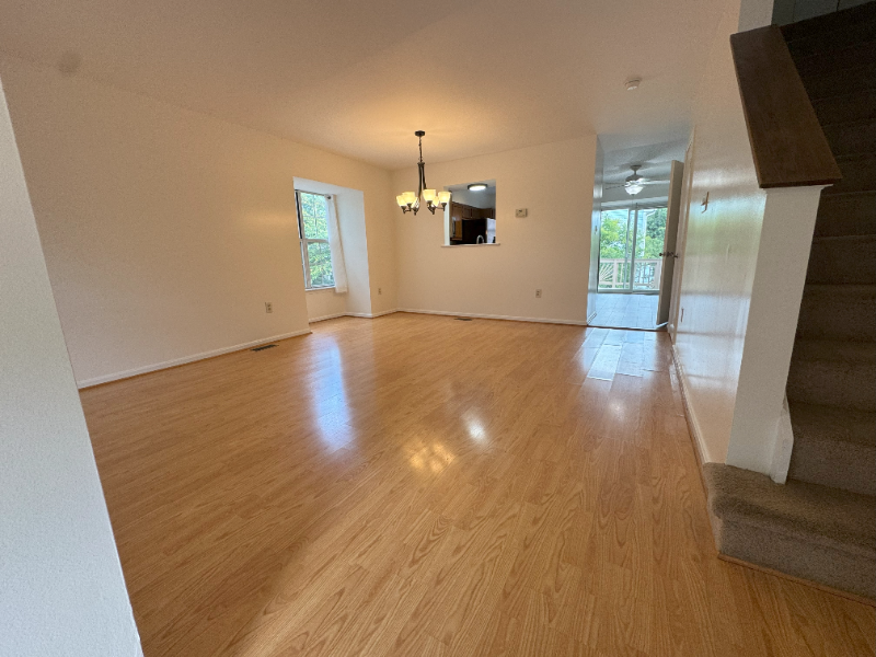 18214 Paladin Dr - Photo 2 of 11