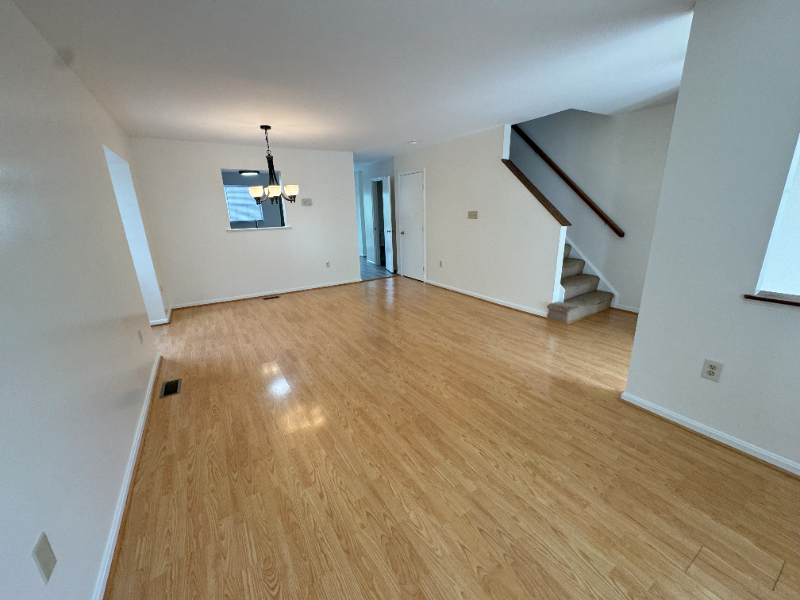 18214 Paladin Dr - Photo 3 of 11