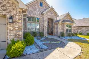 7902 S Shoreline Blvd - Photo 1 of 1