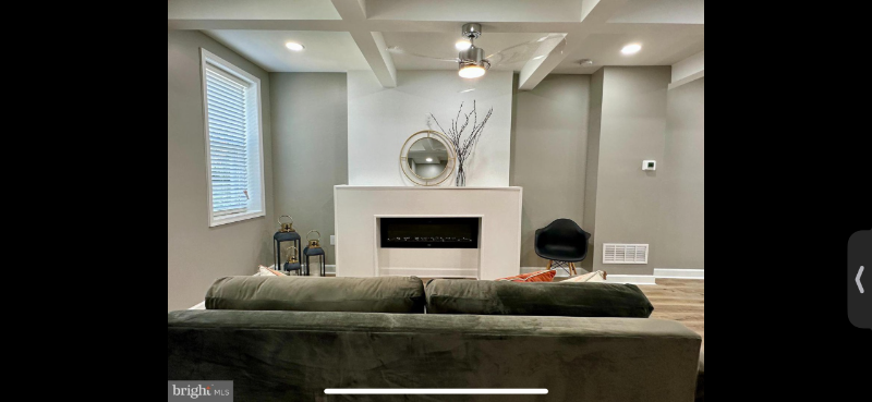 4033 Woodhaven Ave - Photo 2 of 19