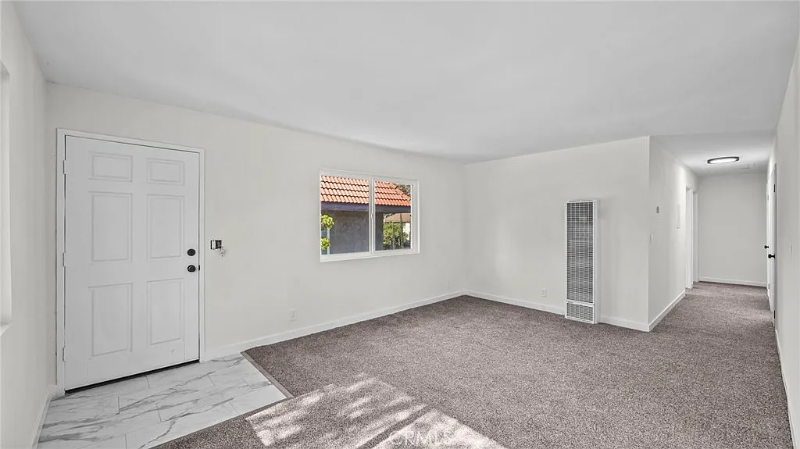 290 North Craig Avenue #290 - Photo 5 of 20