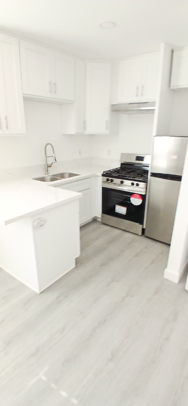 657 Carefree Dr - Photo 2 of 10