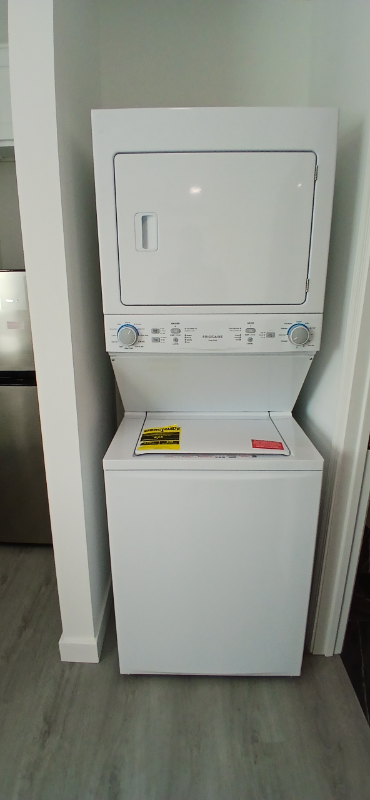 657 Carefree Dr - Photo 3 of 10