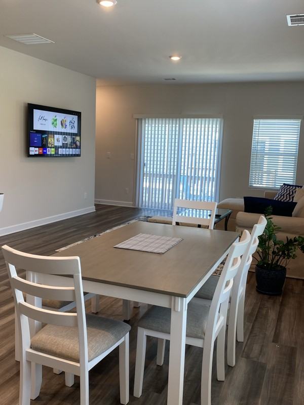 Bryce Ave #4 - Photo 2 of 8