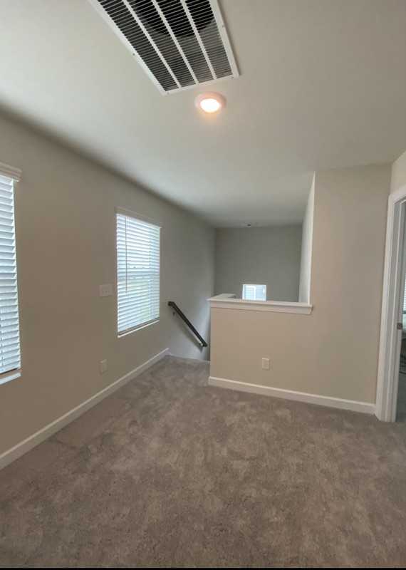 Bryce Ave #4 - Photo 3 of 8