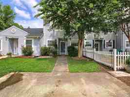 featured image of 2102 Victoria Ct