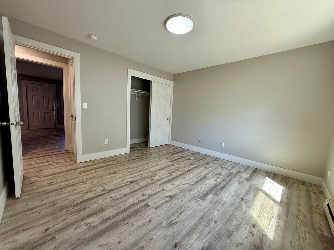 1608 E Mission Ave - Photo 4 of 7