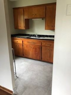 4214 N Wilson Dr #4 - Photo 2 of 7