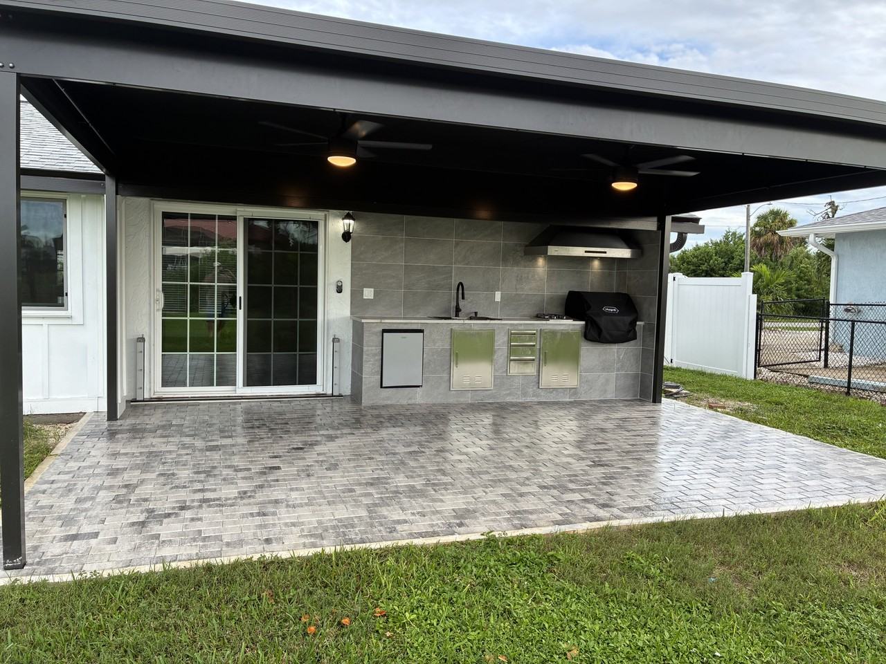 5103 Condado Ter #NA - Photo 4 of 40