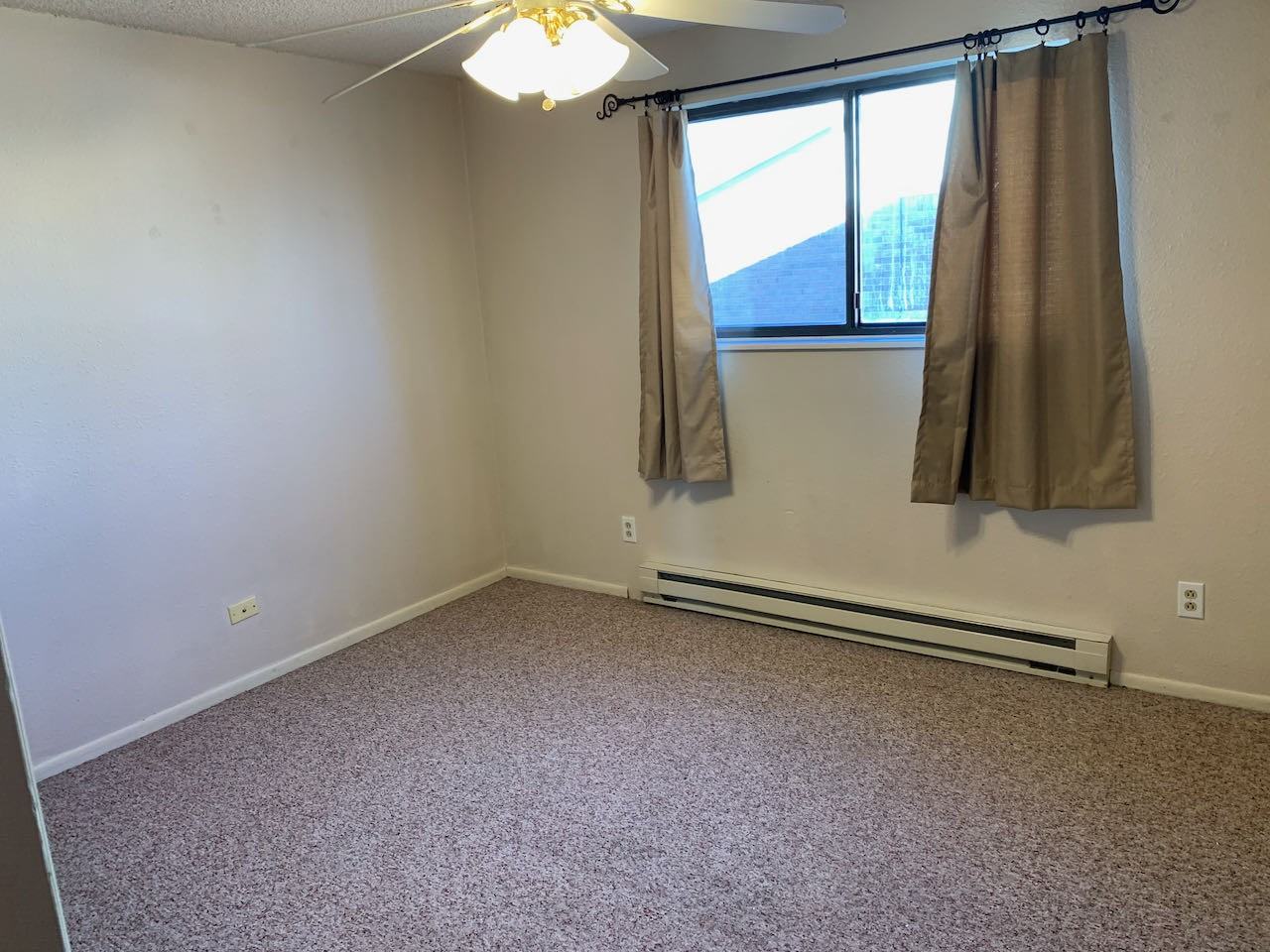 114 Glenda Dr - Photo 5 of 8