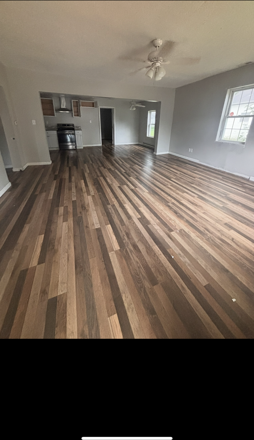 194 S Oak St - Photo 2 of 8