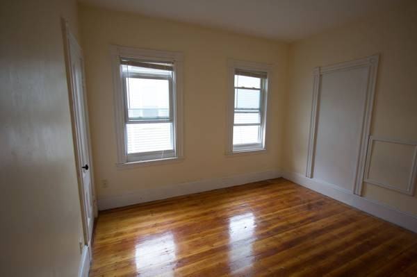 120 Minden Street #2 - Photo 3 of 10