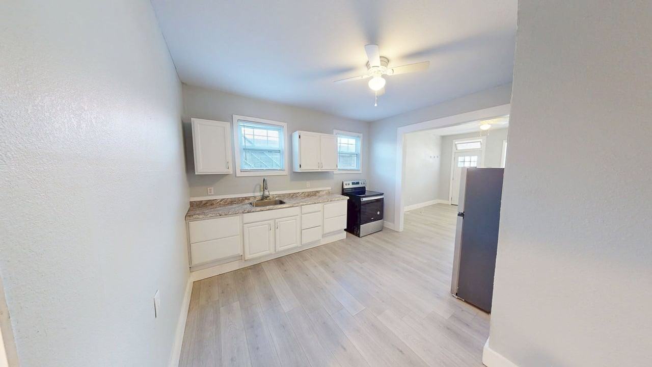 511 E Deshler Ave - Photo 5 of 16