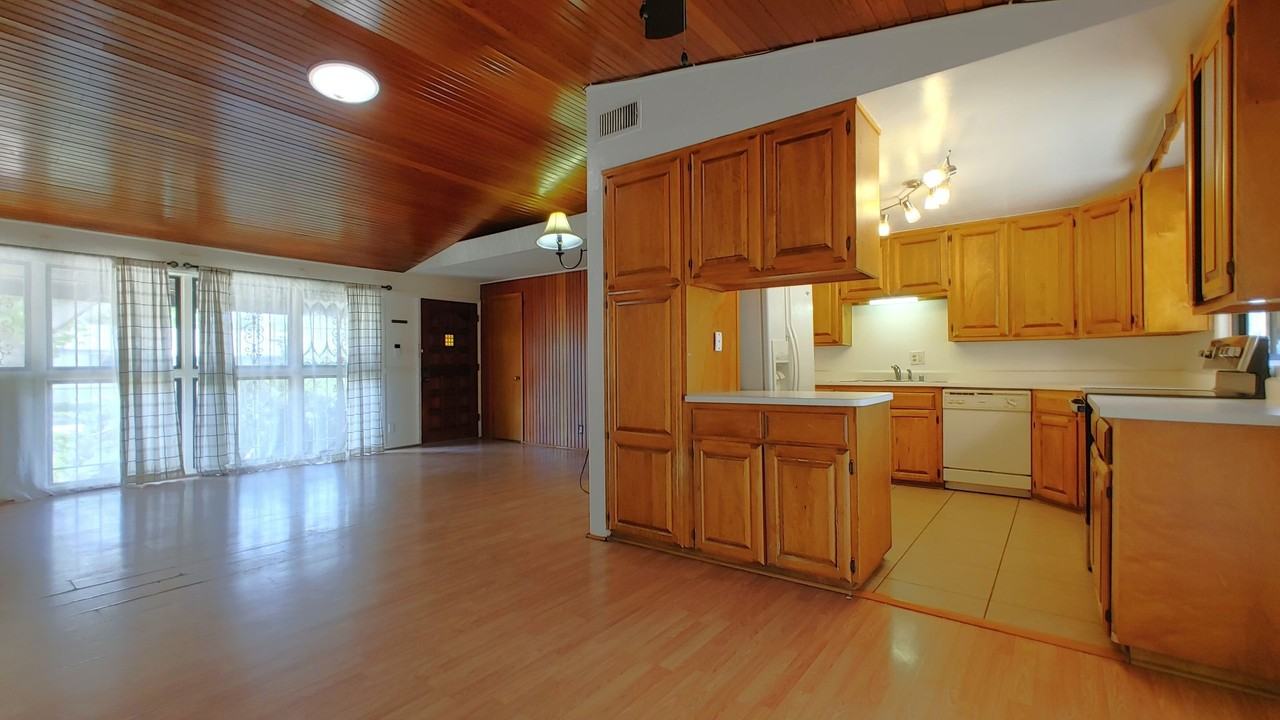 2834 La Veta Dr Ne - Photo 4 of 16