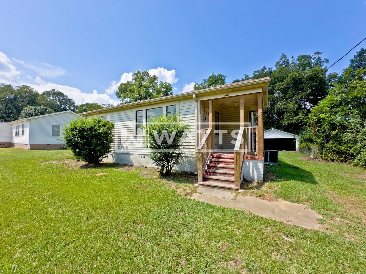 3121 Monroe Ave - Photo 2 of 16