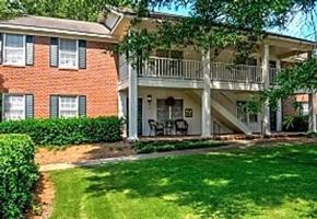 featured image of 3711 Armour Ave