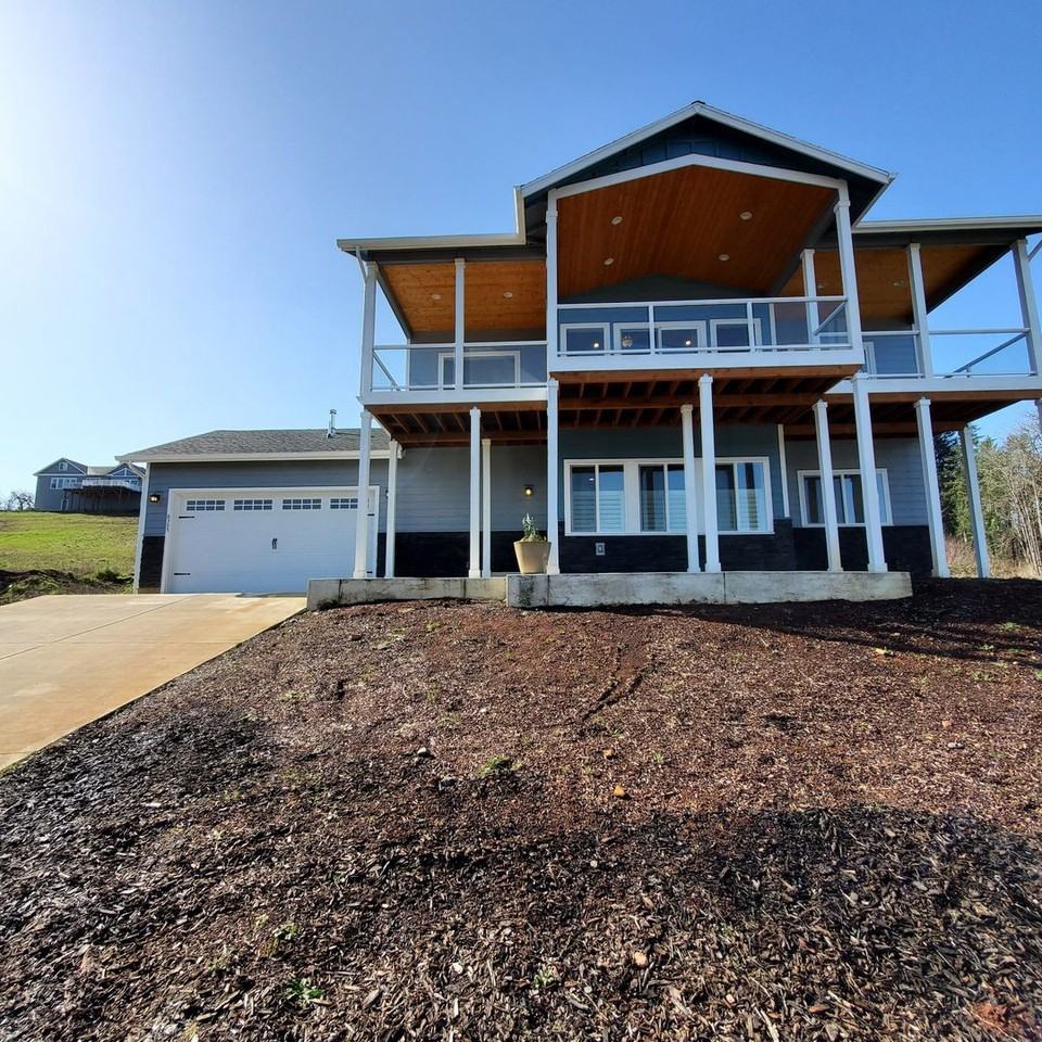 6305 6305 Lake Point Way - Photo 2 of 27