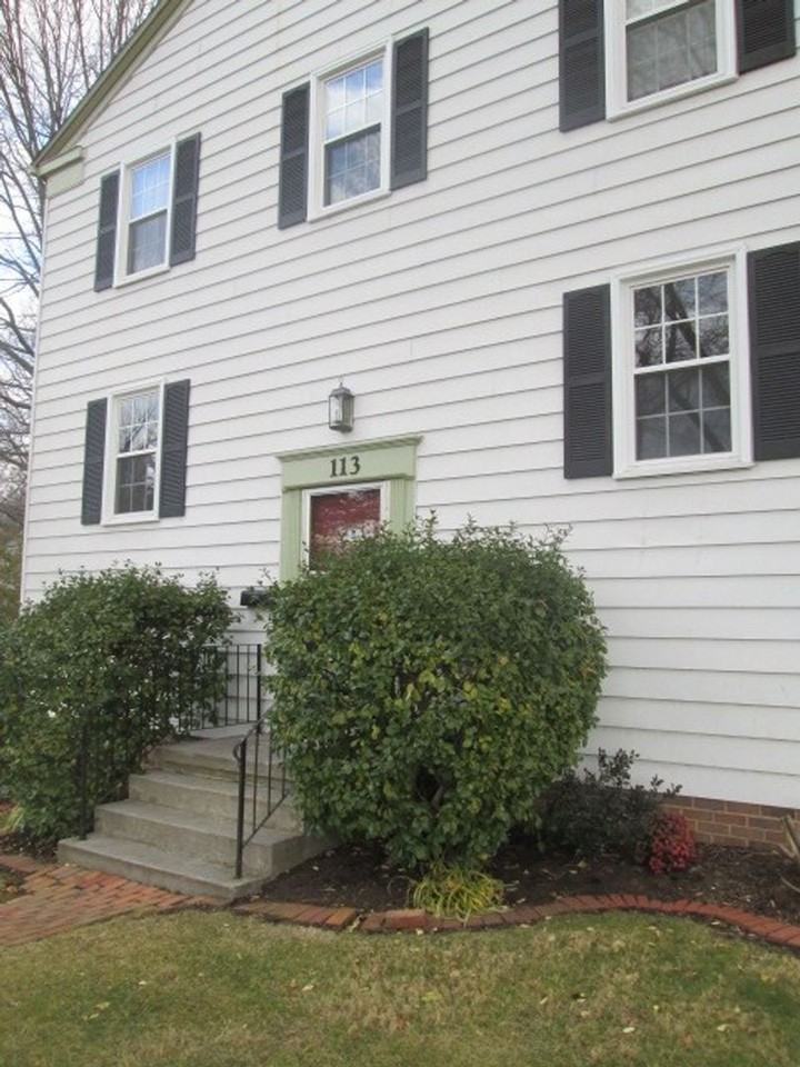 113 Yorkshire Ct