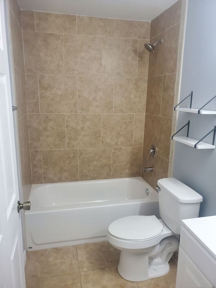 3935 Chiquita Blvd S - Photo 3 of 11