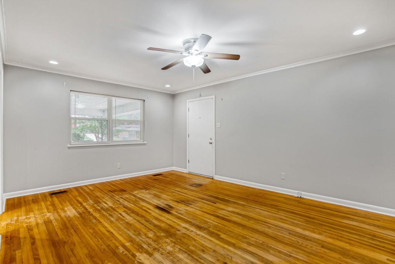 3 Garfield Cir #B - Photo 7 of 25