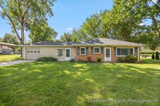 2242 Valentine Blvd Ne - Photo 1 of 1