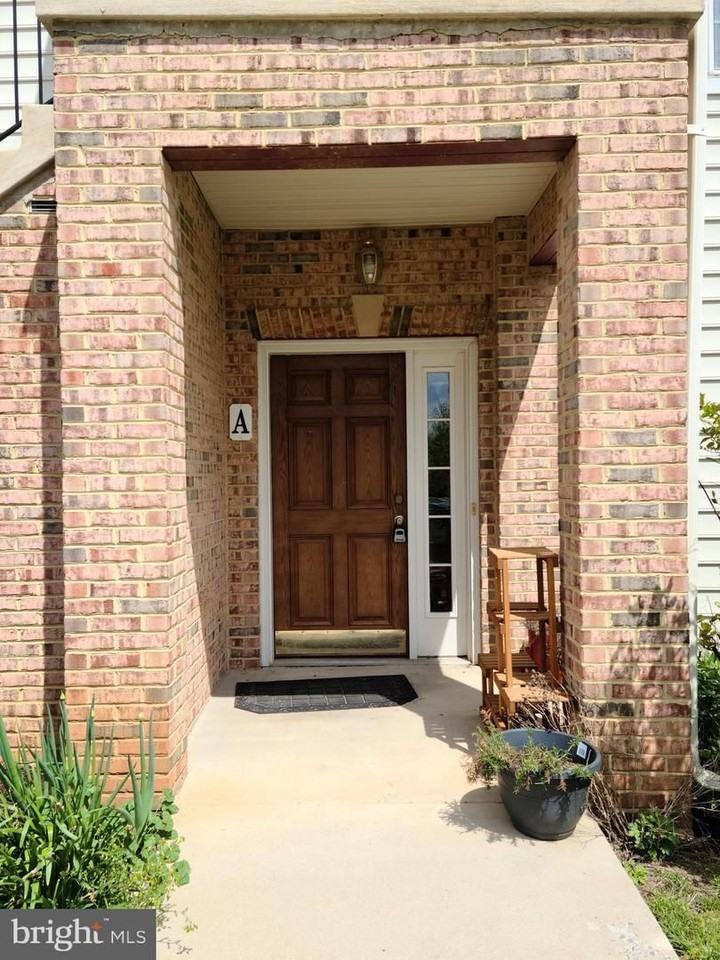 6508 Wiltshire Dr Unit A - Photo 3 of 16